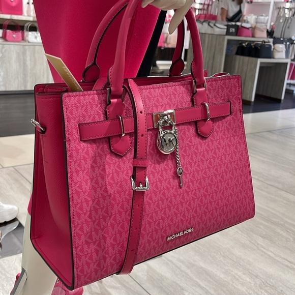 Michael Kors Hamilton Medium Signature Logo Satchel
Dragonfruit
NWT - Picture 13 of 16